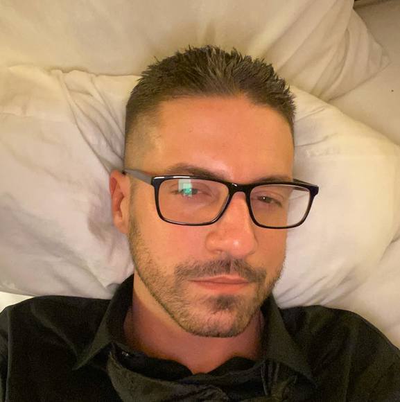 Meet your Posher, Corey - Picture 1 of 1